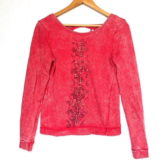FRESHWEAR crochet lace back red Sweatshirt - Picture 2 of 9